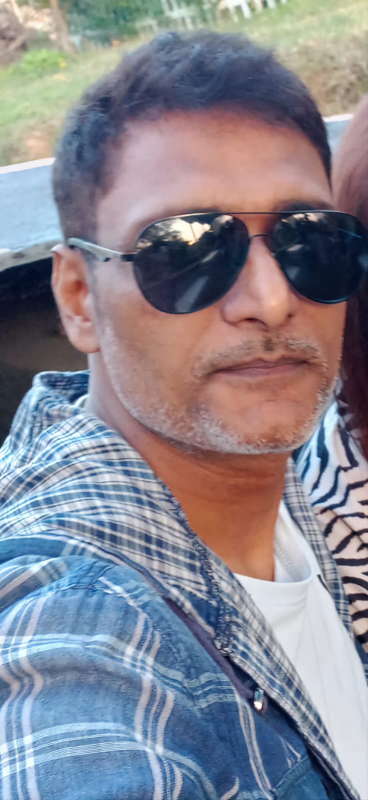 SMR HASAN ARIF